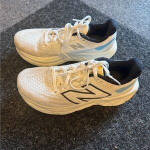 New Balance Kids Sneakers Size 3 Fresh Foam Running White